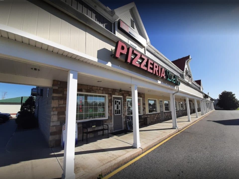 Pizzeria DiMeo storefront at 2499 S Dupont Blvd in Smyrna